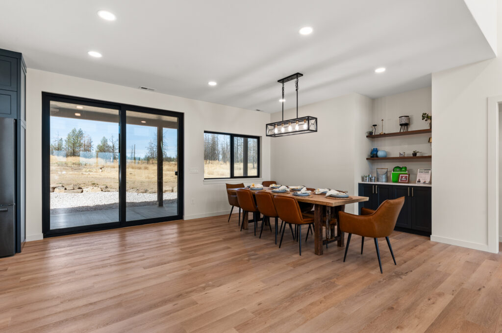 2024 People's Choice Award Winner. Dining area with big windows.