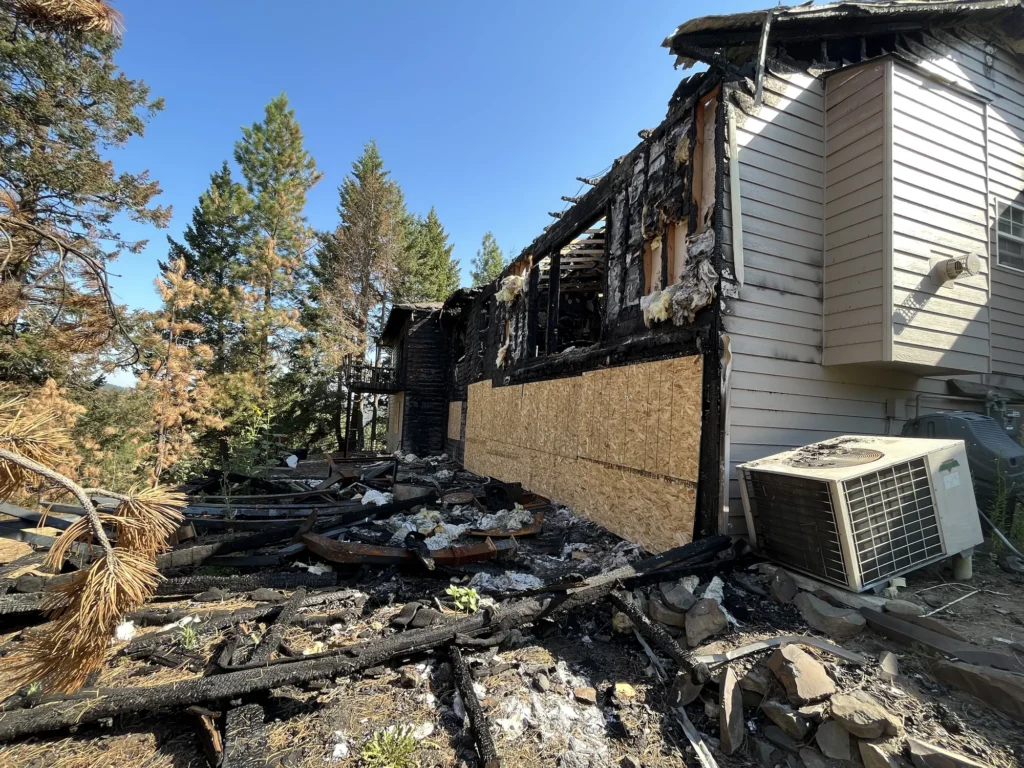 hug-construction-fire-damaged-hillside-home-exterior-04 | Hug Construction