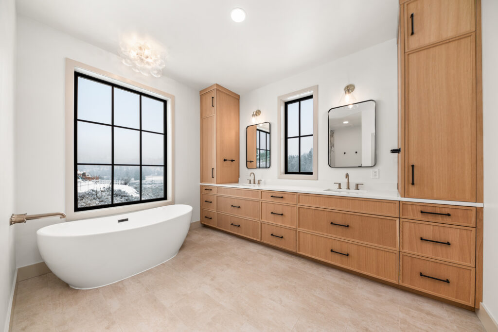 Luxury Custom Home Bathroom soaking tub.